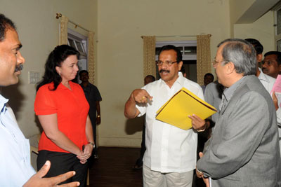 The CMD Mr. Rajiv Bhatnagar alongwith Site Manager Ms. Juliet Brennan called on the Hon. Chief Minister of Karnataka twice